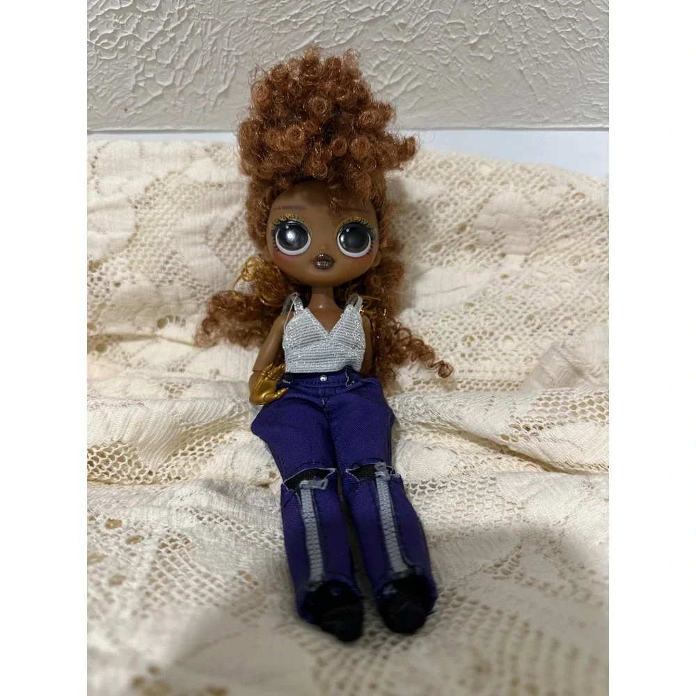 LOL Surprise OMG Royal Bee Fashion Doll Brown Curly Hair Silver Top Purple Pants